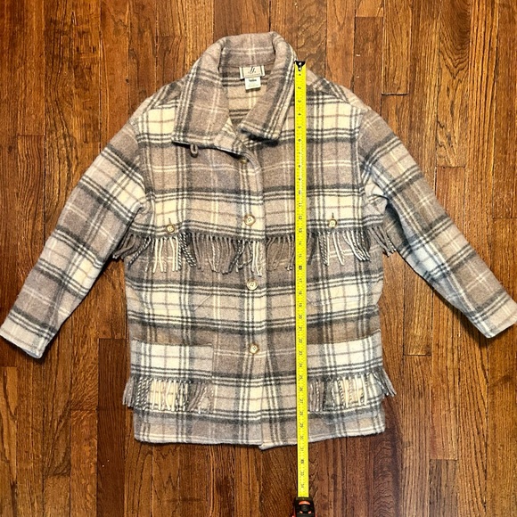 JJ Farmer Womens Plaid Barn Jacket With Fringe, 100% Wool, Made In Canada, Small - Picture 7 of 7